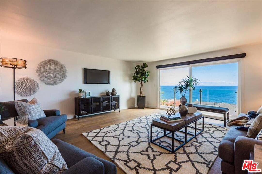 Malibu, CA 90265,18203 Coastline Dr #9
