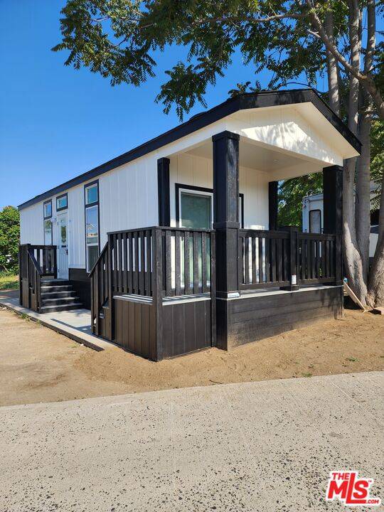 Lake Elsinore, CA 92530,17650 Grand Ave