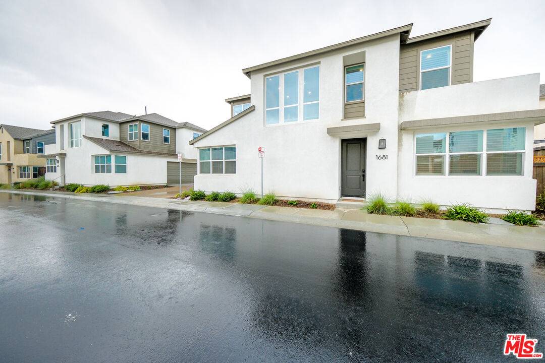 Chula Vista, CA 91913,1681 Whitmore Loop