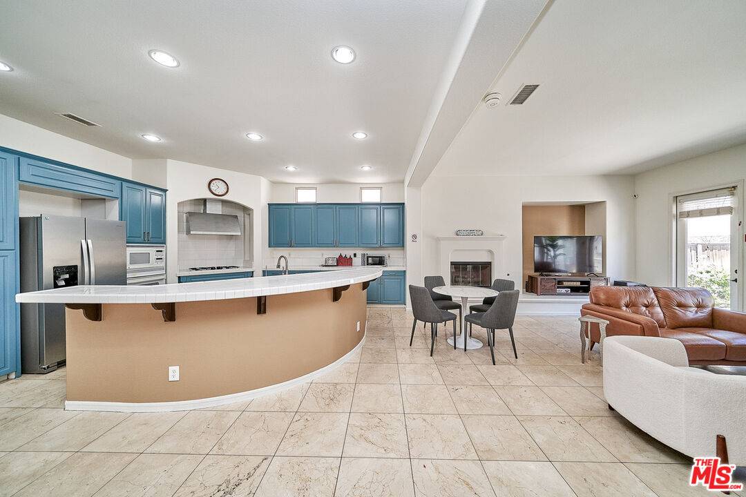 Fullerton, CA 92833,1857 Sheddon St