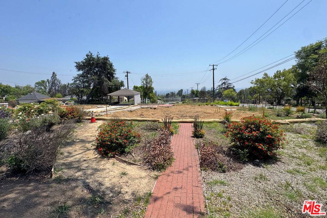 Altadena, CA 91001,902 Wapello St