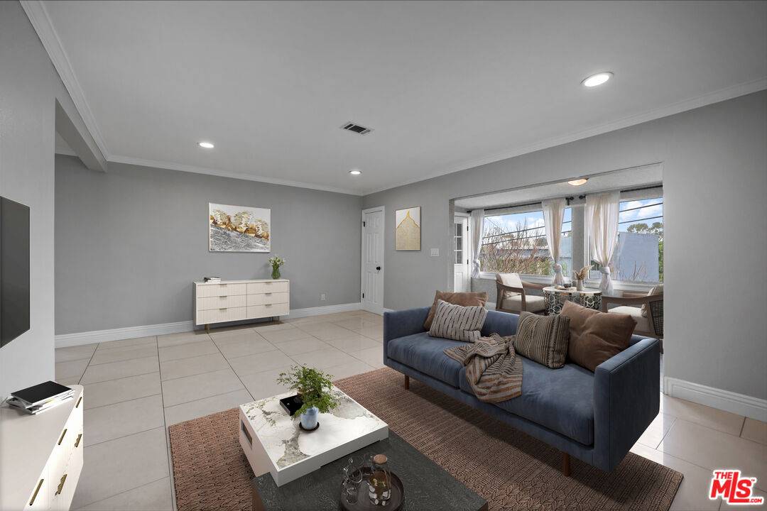 Studio City, CA 91604,11419 Sunshine Ter