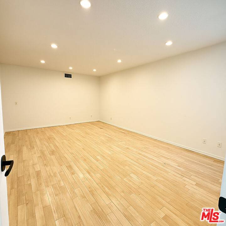 Santa Monica, CA 90404,1434 Princeton St #B