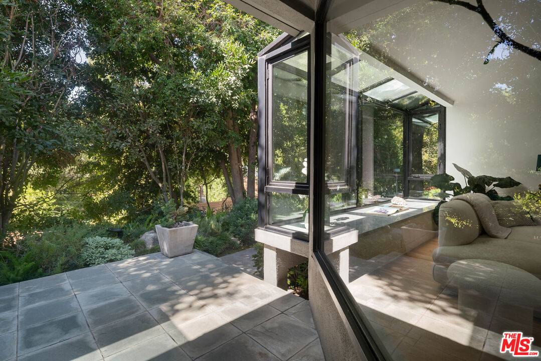 Los Angeles, CA 90046,7640 Woodrow Wilson Dr