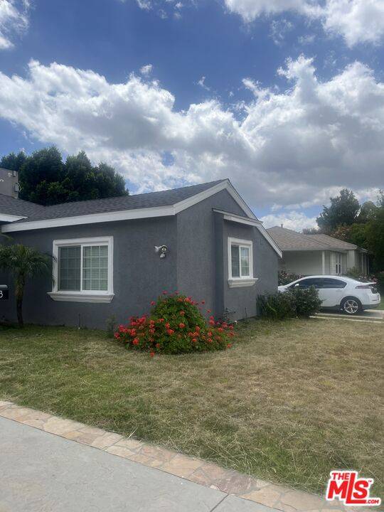 Tarzana, CA 91335,Delano St