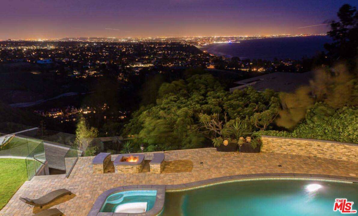 Pacific Palisades, CA 90272,770 Paseo Miramar