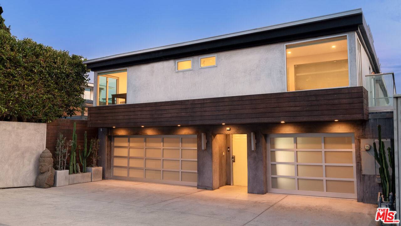 Malibu, CA 90265,26050 Pacific Coast Hwy