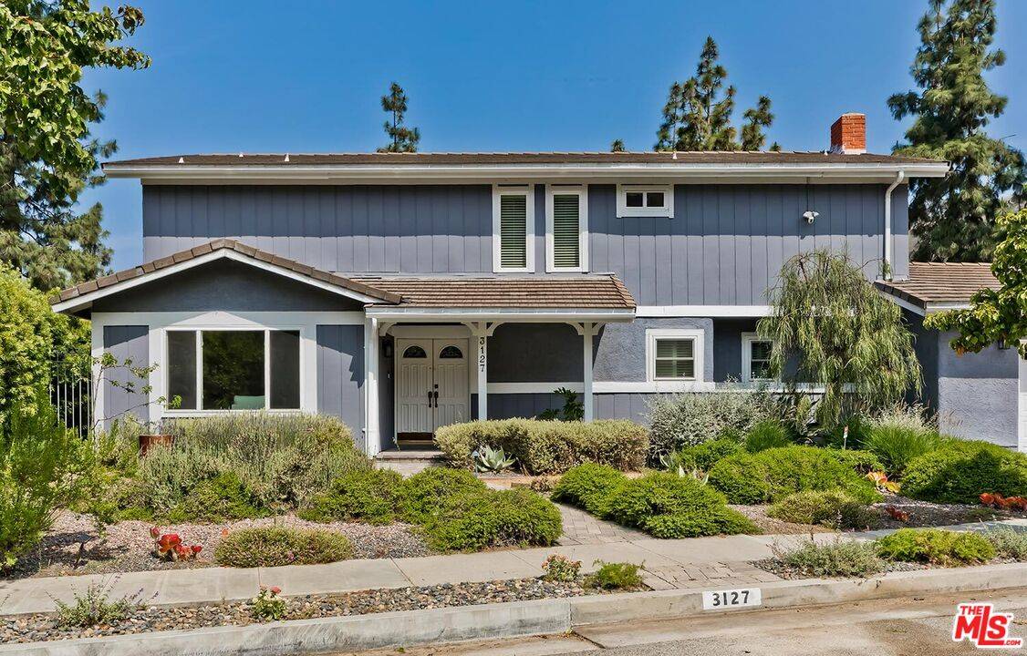 Los Angeles, CA 90068,3127 Arrowhead Dr