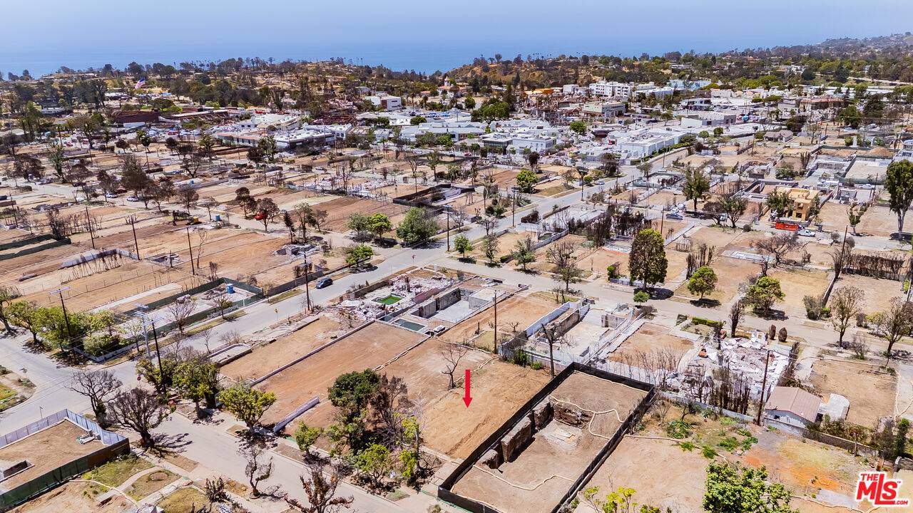 Pacific Palisades, CA 90272,1115 Galloway St