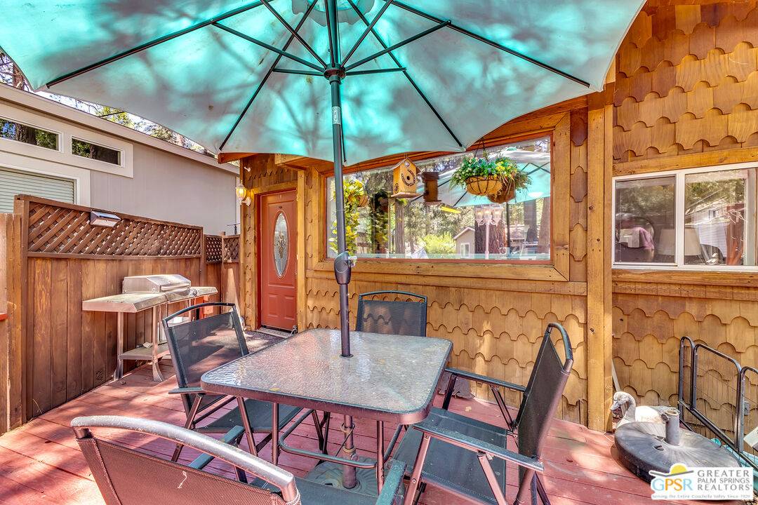Idyllwild, CA 92549,25955 Highway 243 #8