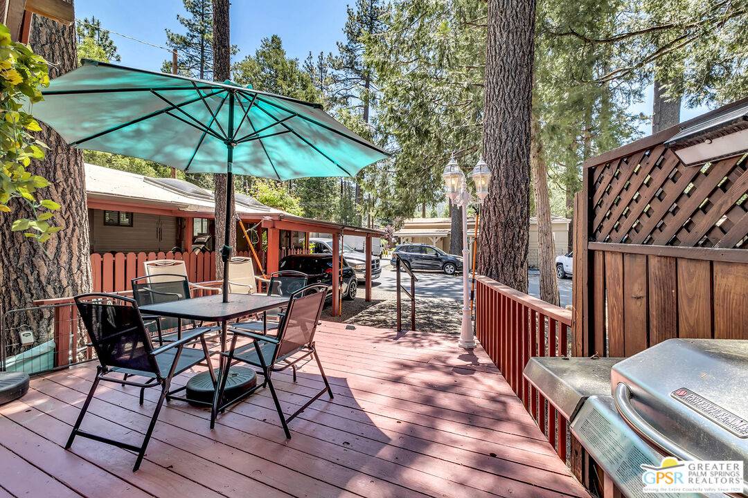 Idyllwild, CA 92549,25955 Highway 243 #8
