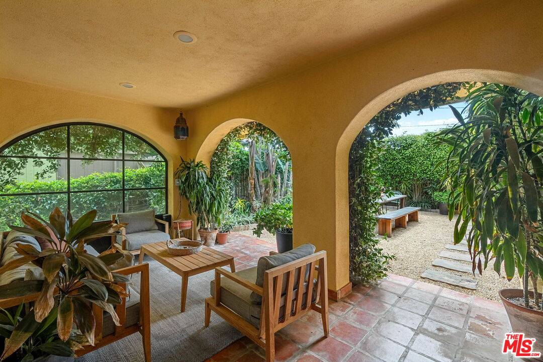 Malibu, CA 90265,4370 Hillview Dr