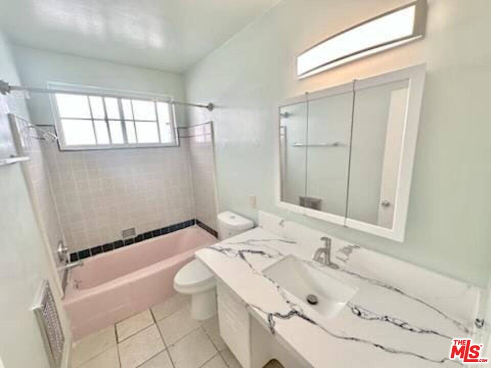 West Hollywood, CA 90069,1001 Hammond St
