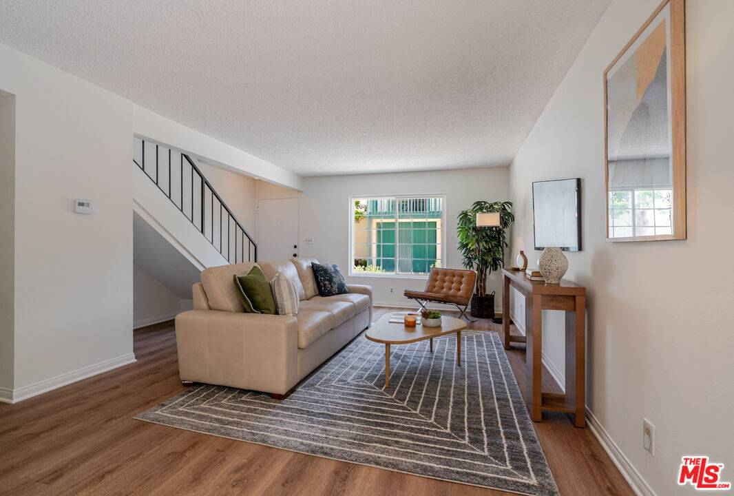 Redondo Beach, CA 90278,2404 Gates Ave #5