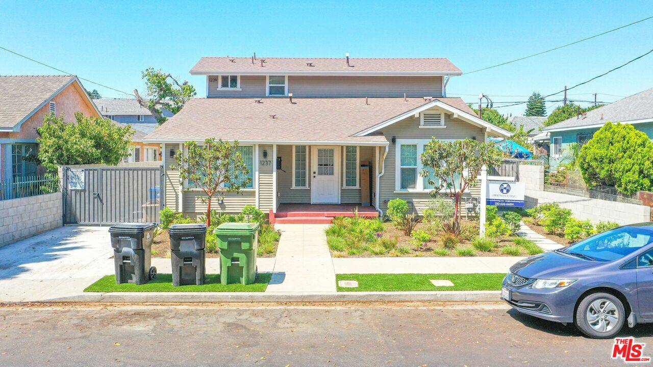 Los Angeles, CA 90007,1237 W 25th St