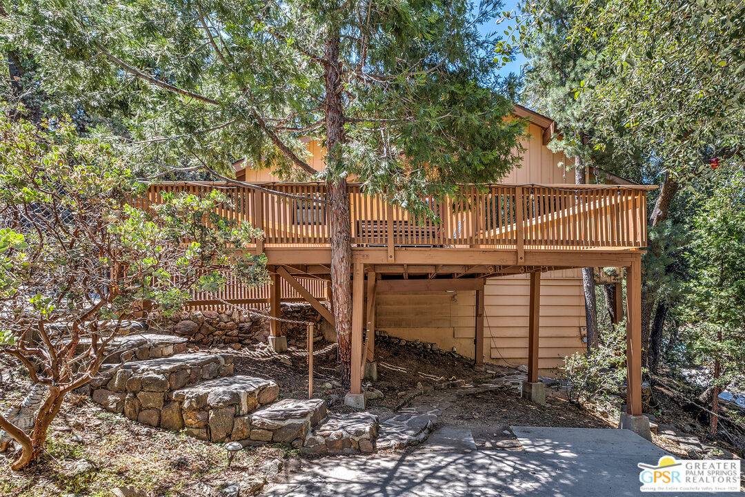 Idyllwild, CA 92549,26540 Crestview Dr