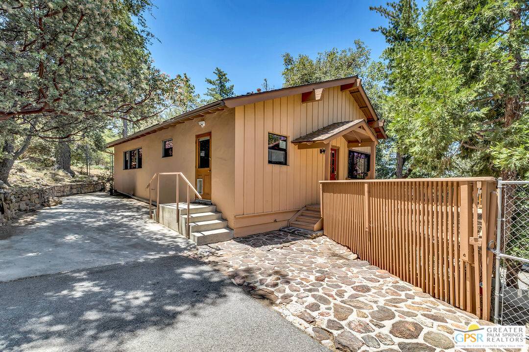 Idyllwild, CA 92549,26540 Crestview Dr