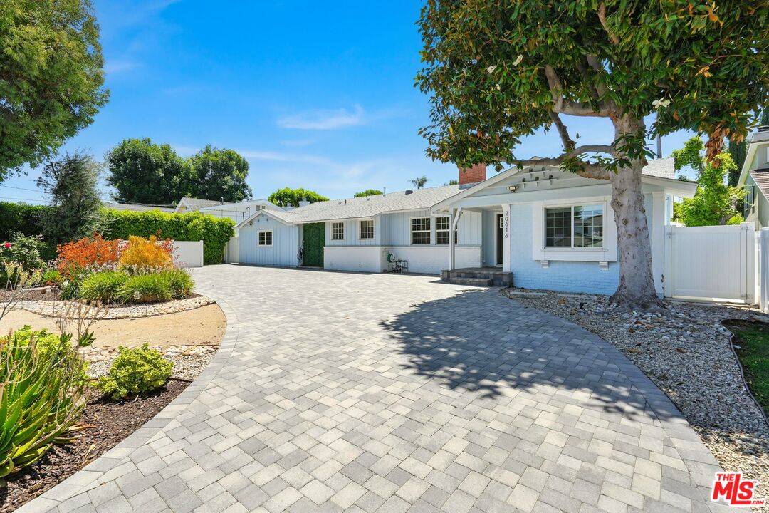 Woodland Hills, CA 91364,20616 Quedo Dr