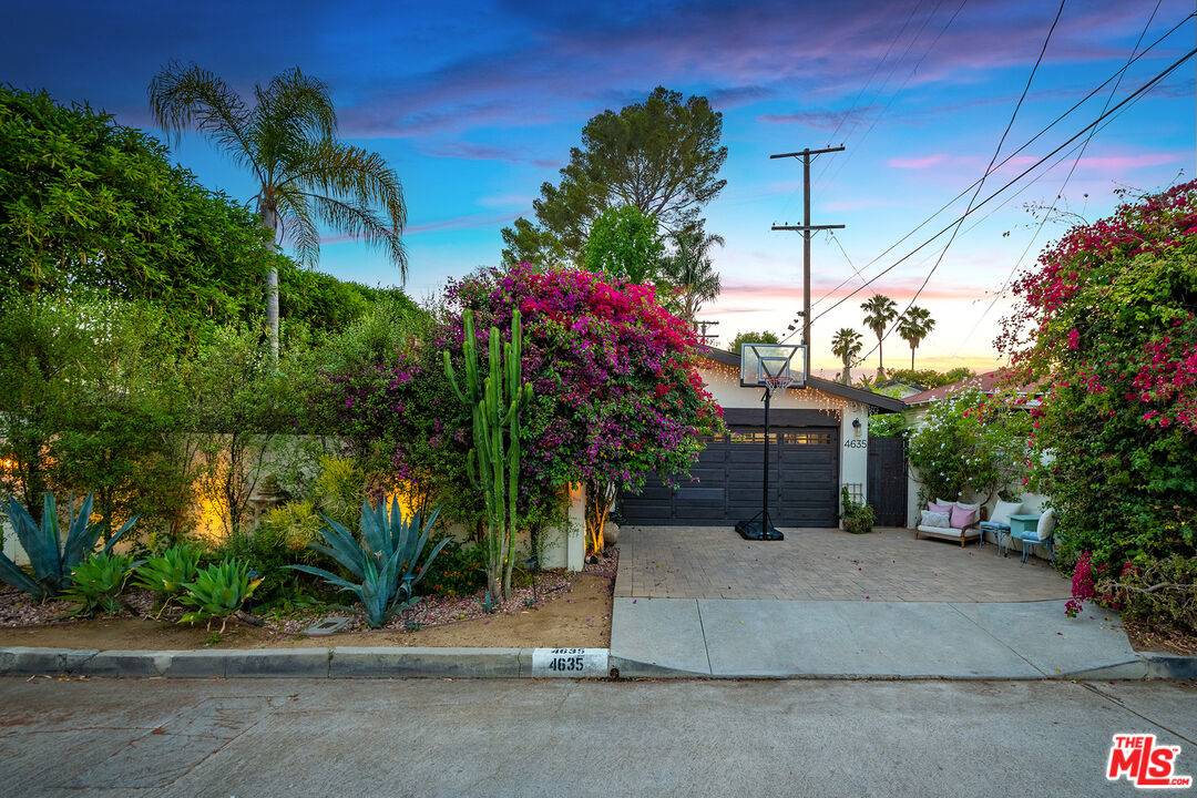 North Hollywood, CA 91602,4635 Bellflower Ave