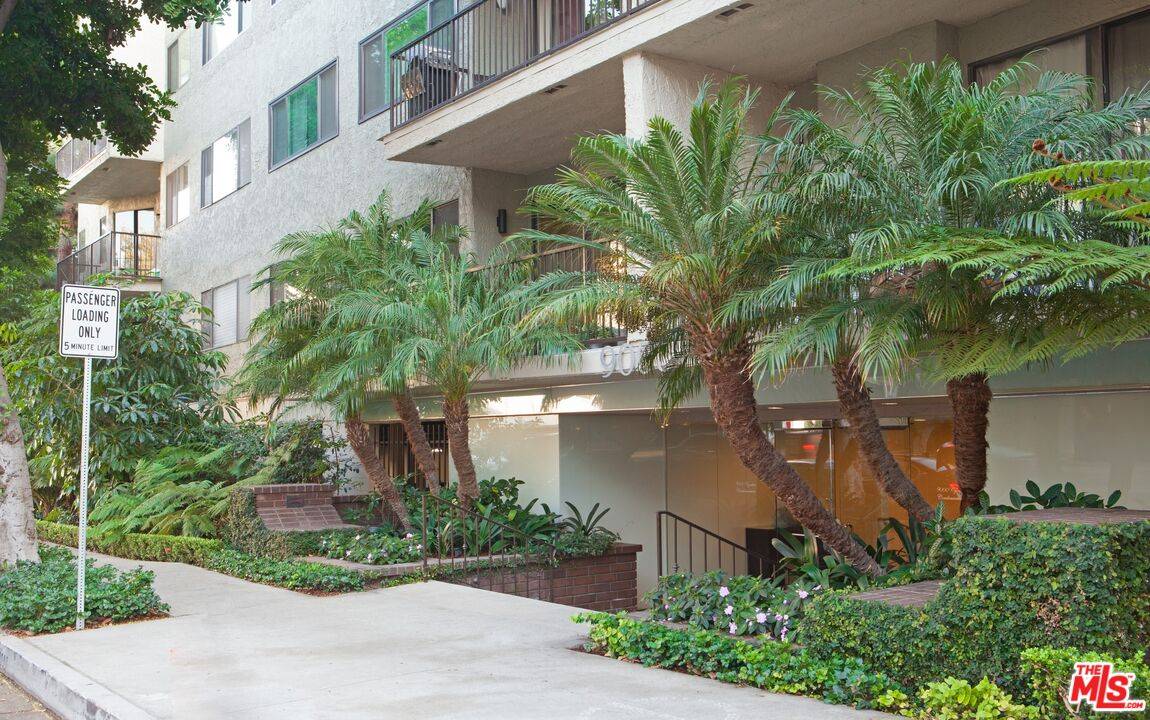 West Hollywood, CA 90069,9000 Cynthia St #205