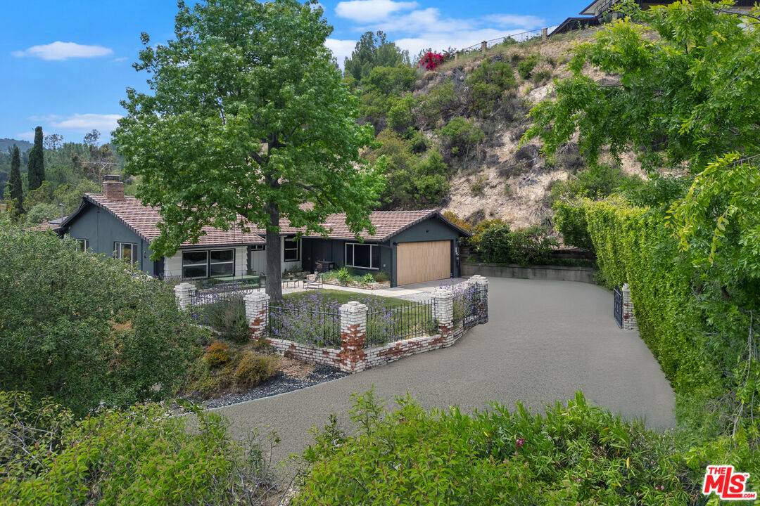 Glendale, CA 91206,1741 Golf Club Dr