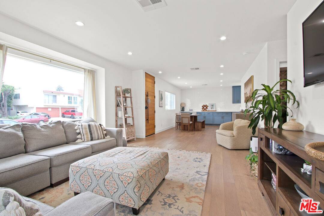 Culver City, CA 90066,4130 Mclaughlin Ave