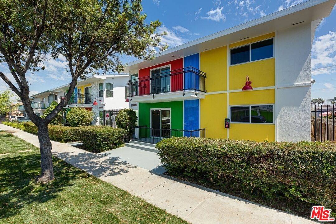 Long Beach, CA 90806,1854 Pine Ave #8