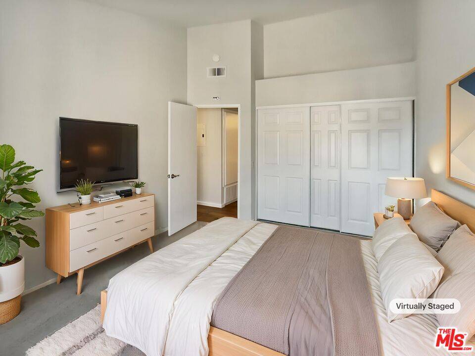 Rancho Santa Margarita, CA 92688,35 De Lino