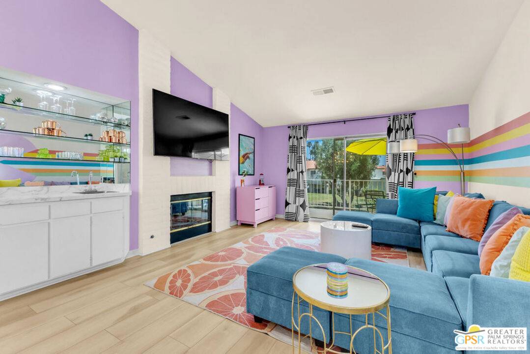 Palm Desert, CA 92211,738 Vista Lago Dr