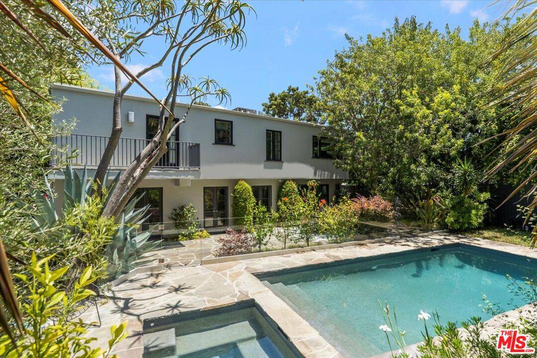 Los Angeles, CA 90046,3055 Nichols Canyon Rd