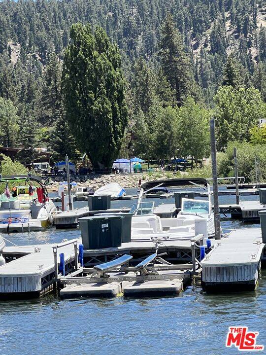 Big Bear Lake, CA 92315,400 Pine Knot Blvd #L14