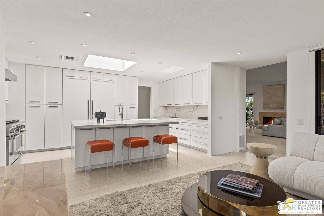 Rancho Mirage, CA 92270,6 Trojan Ct