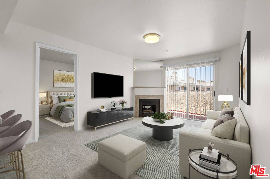 Downey, CA 90241,11410 Brookshire Ave #424