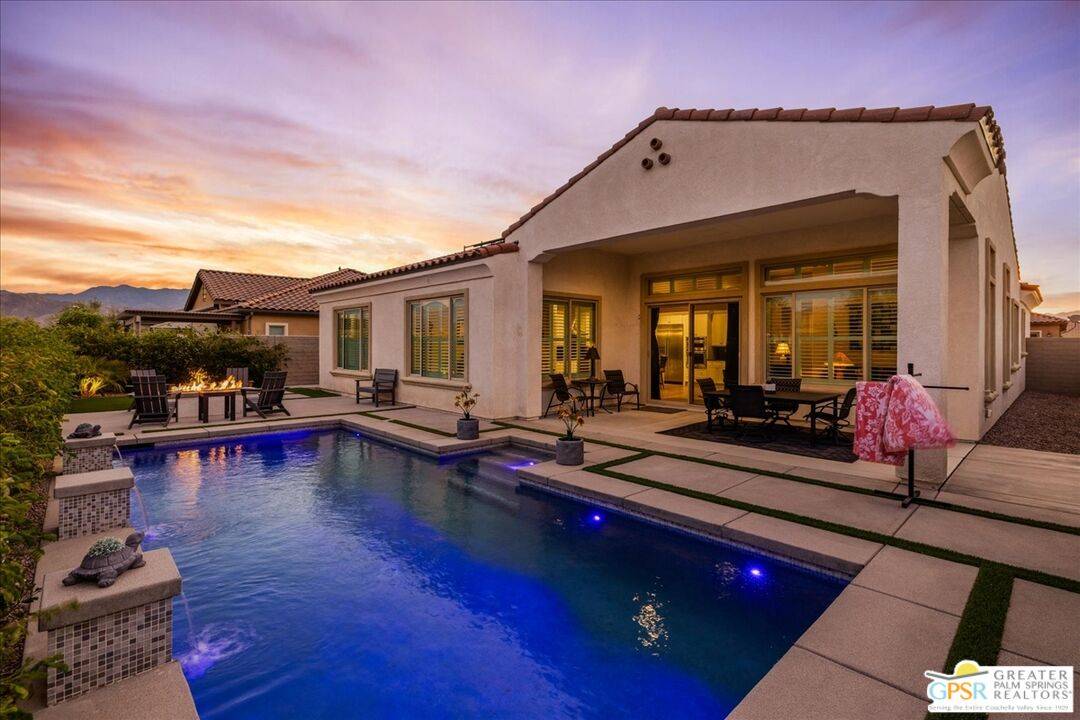 Rancho Mirage, CA 92270,19 Moscato