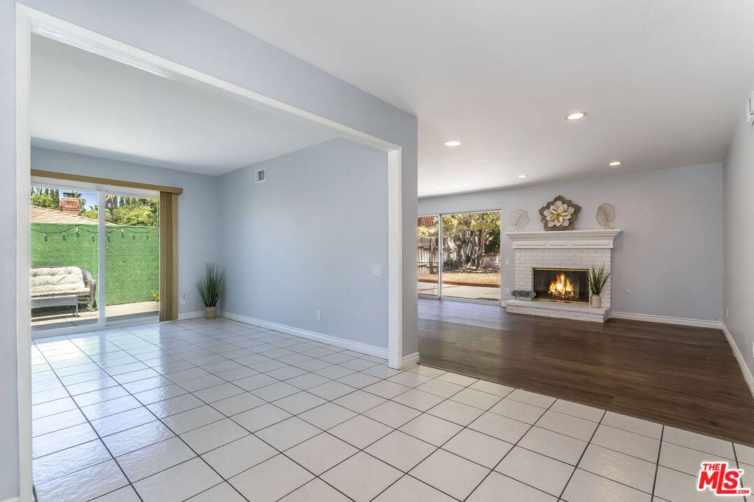Granada Hills, CA 91344,17133 Lorillard St