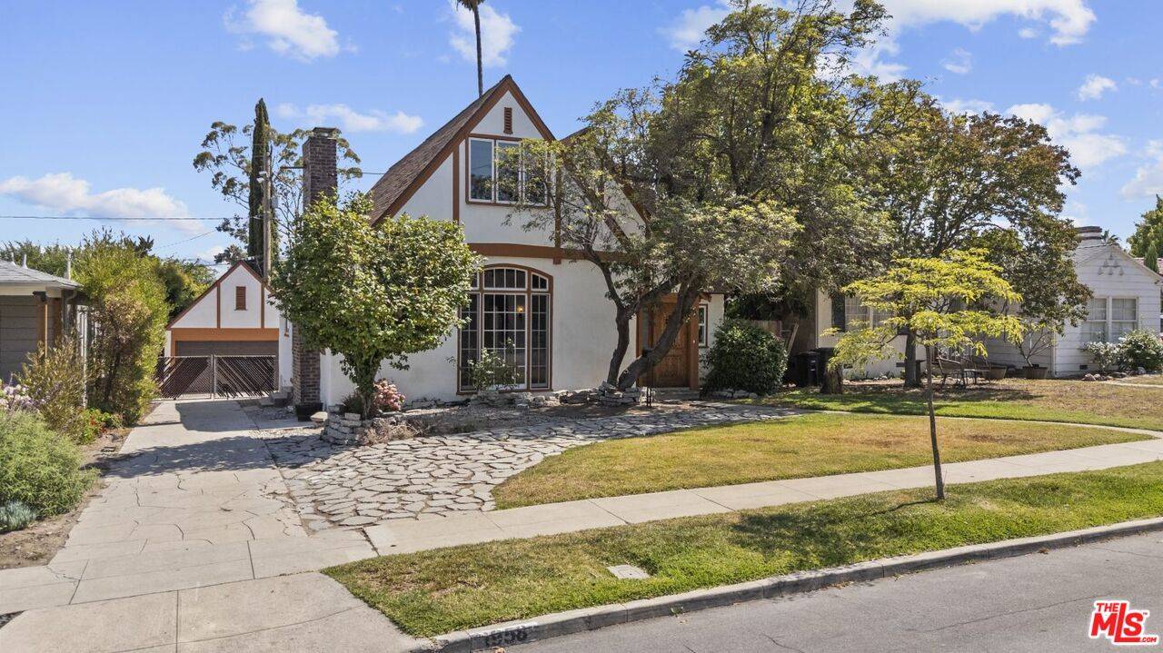 Pasadena, CA 91104,1958 Jefferson Dr