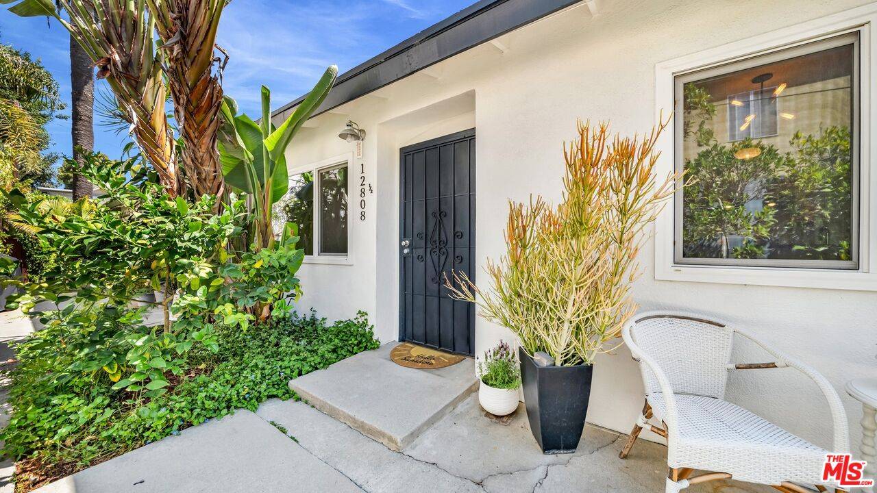 Los Angeles, CA 90066,12808 Matteson Ave #1/2