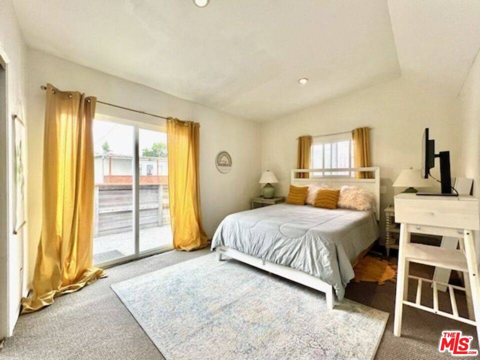Playa Del Rey, CA 90293,134 Montreal St