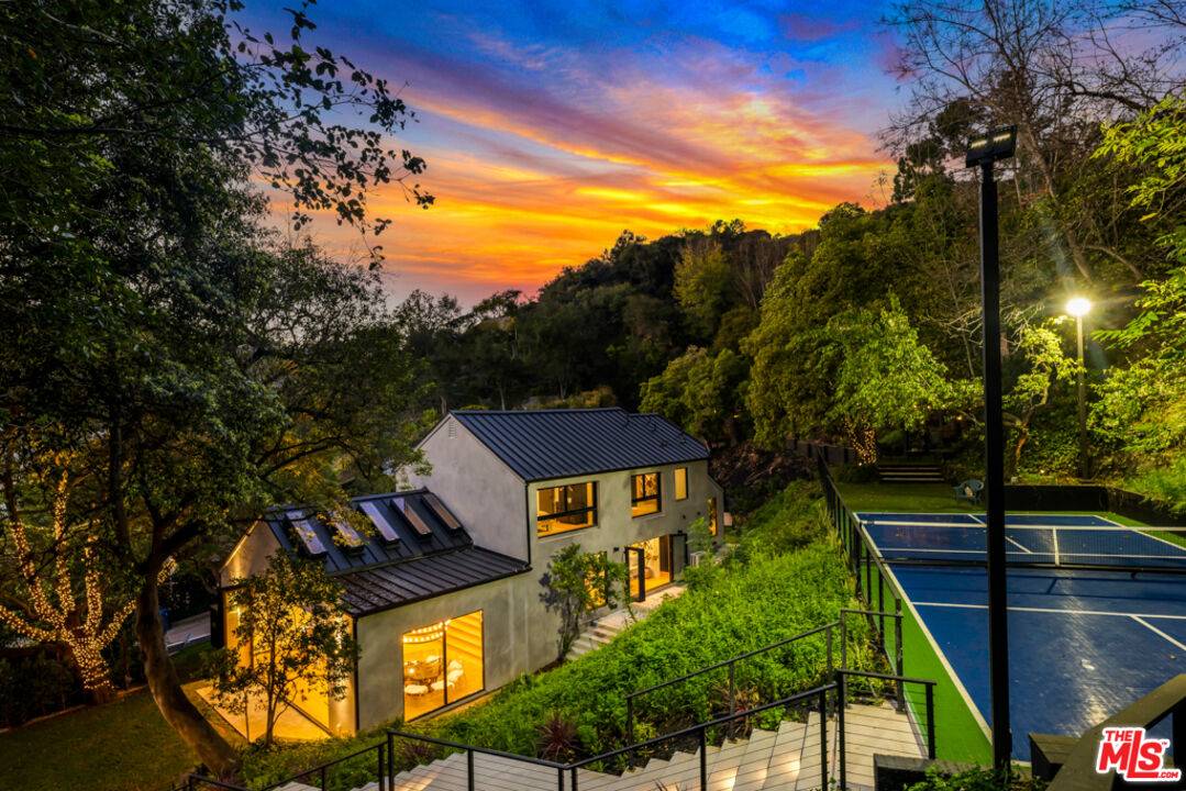 Bel Air, CA 90077,10560 Dolcedo Way