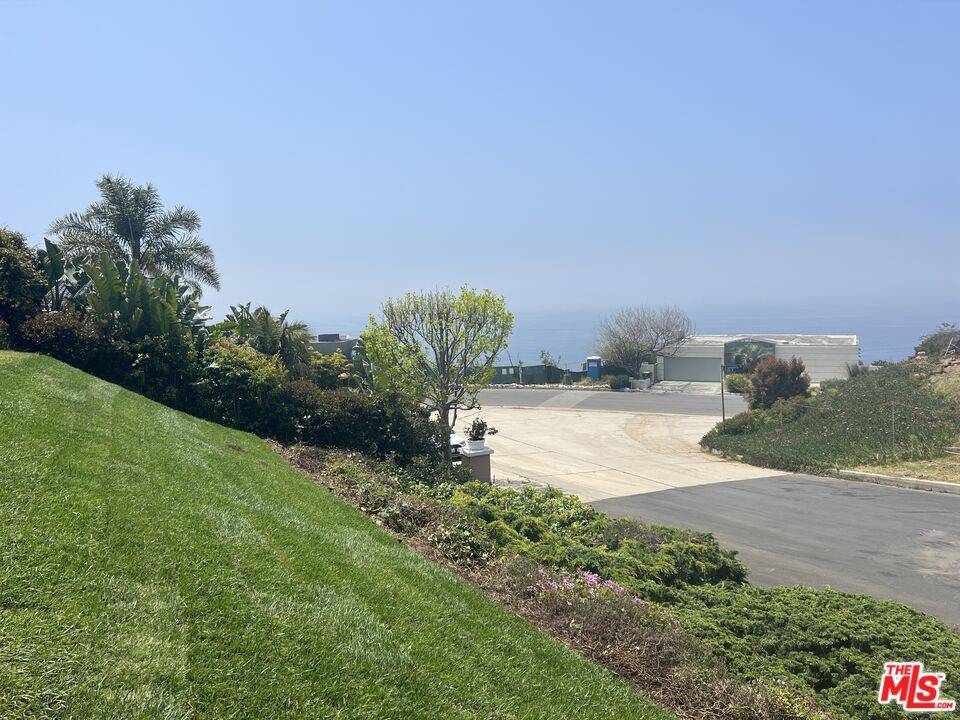 Pacific Palisades, CA 90272,214 Bellino Dr
