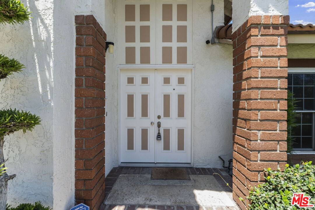 Cerritos, CA 90703,12525 Semora St