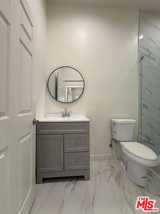 Sunland, CA 91040,10212 Kalua Dr