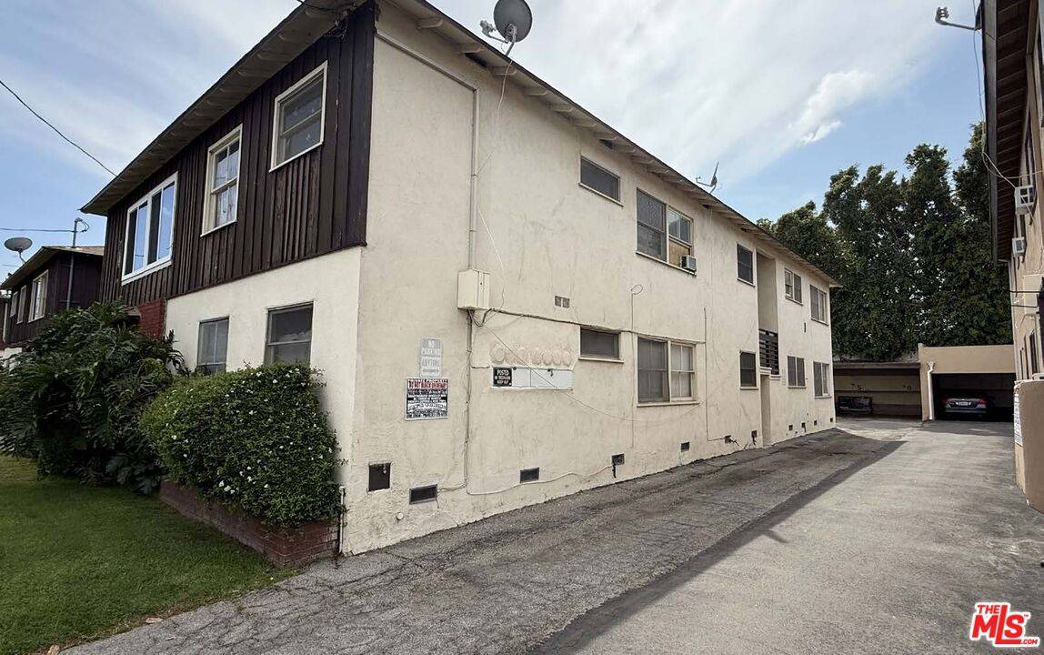 Valley Village, CA 91607,5319 Vantage Ave