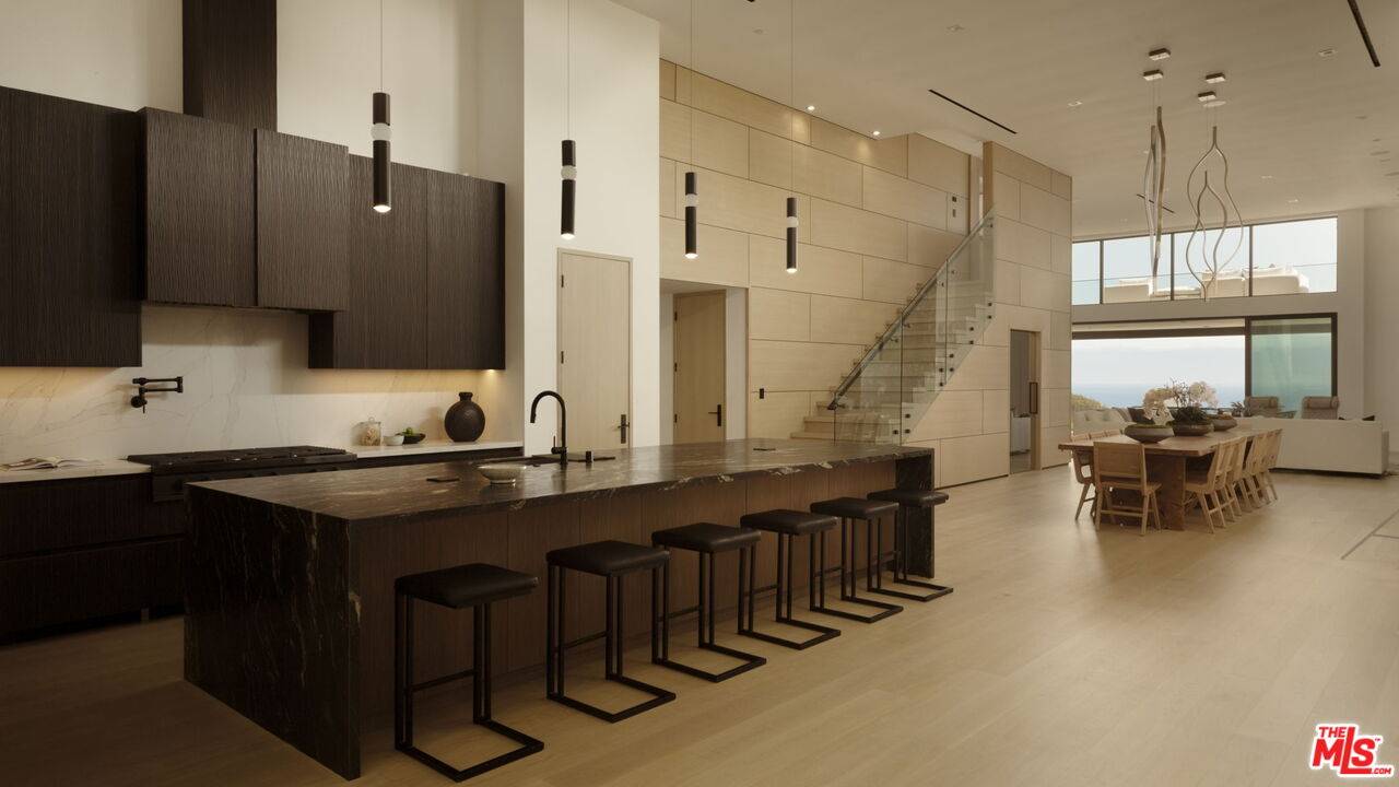 Malibu, CA 90265,29800 Cuthbert Rd