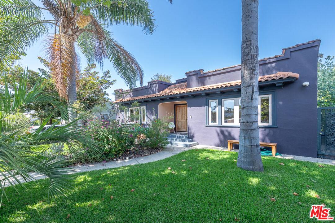 West Hollywood, CA 90046,1207 Poinsettia Dr