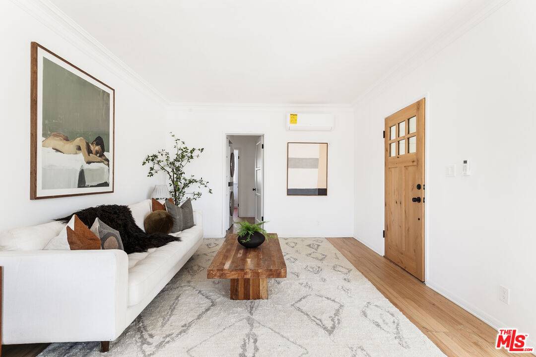 Venice, CA 90291,519 Rose Ave