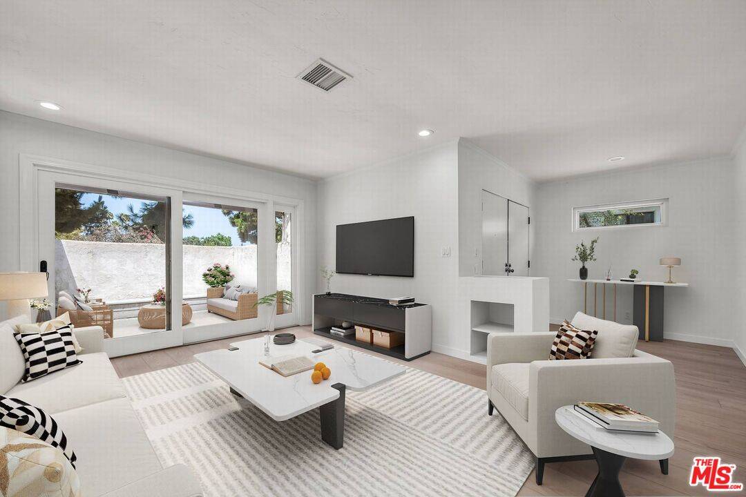 Culver City, CA 90230,11472 Diller Ave