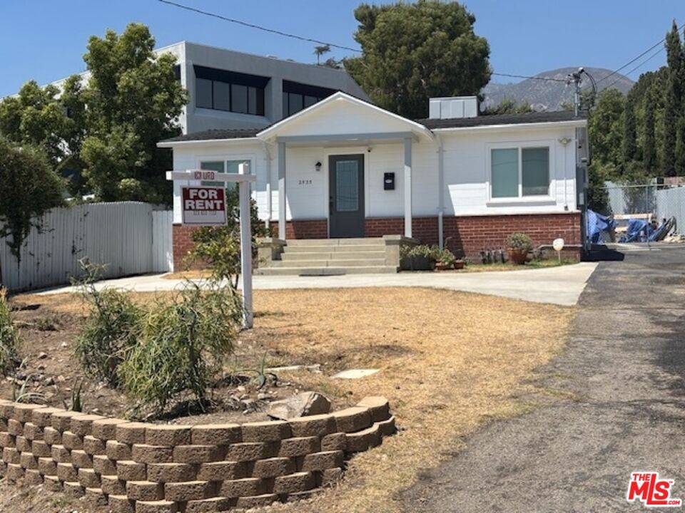 Montrose, CA 91020,2535 Mary St