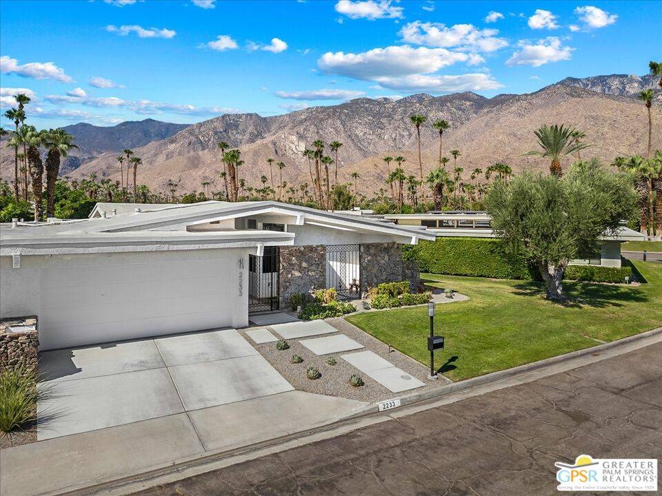 Palm Springs, CA 92264,2233 S Madrona Dr