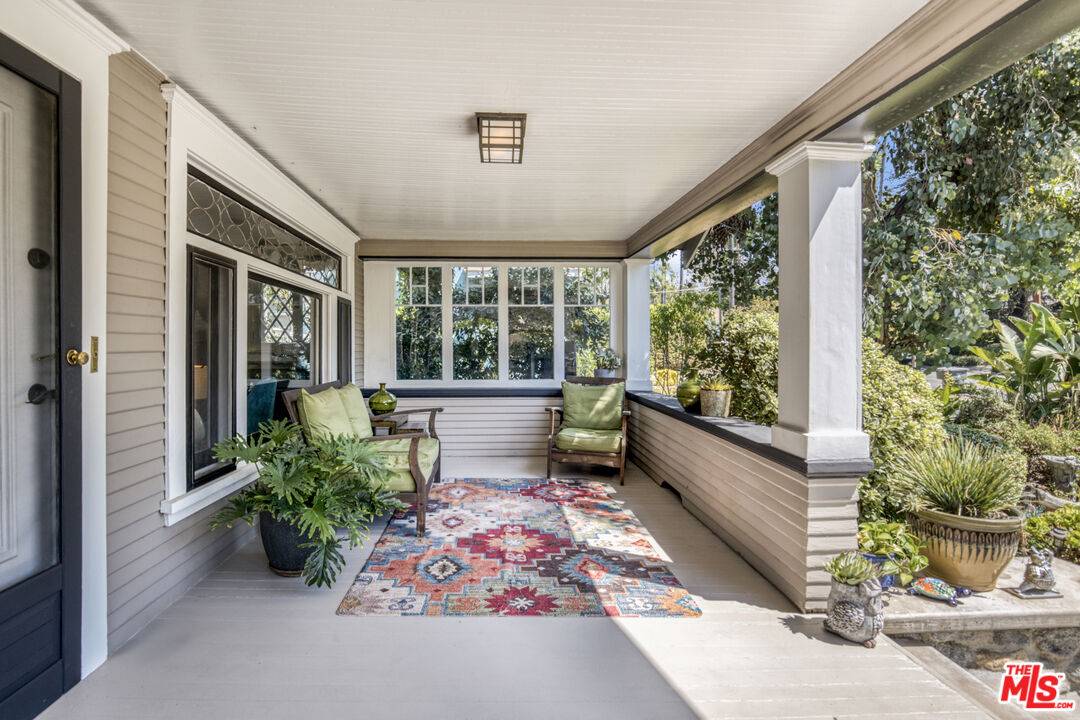 Pasadena, CA 91104,991 Palm Ter